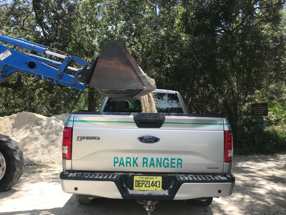 FILLING TRUCK.JPG
