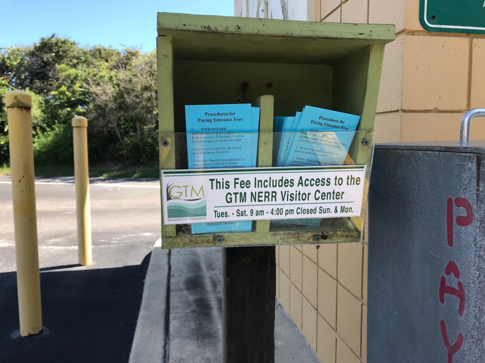 SIGN.JPG